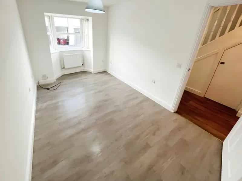 3 bedroom Mid Terrace House for sale, Stoke-on-Trent, Staffordshire, ST4