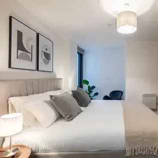 2 Room 232 m² Furnished Flat Manchester All Bills Included