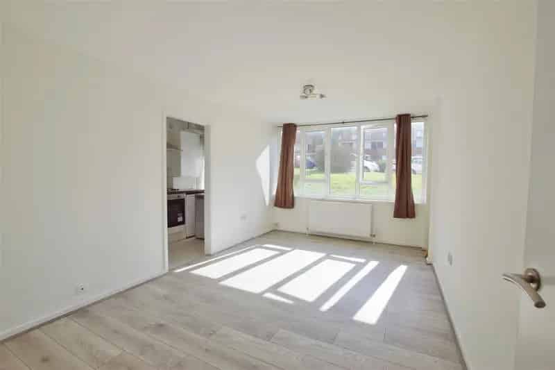 1 Bedroom Flat House to Rent
