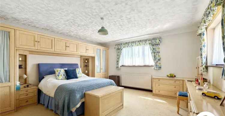 4 Bedroom Detached House for Sale in Stockbury