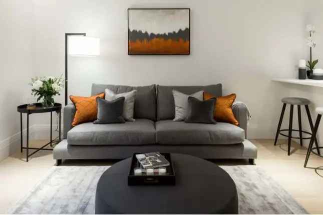 Flat for sale in Campden Hill, London W8