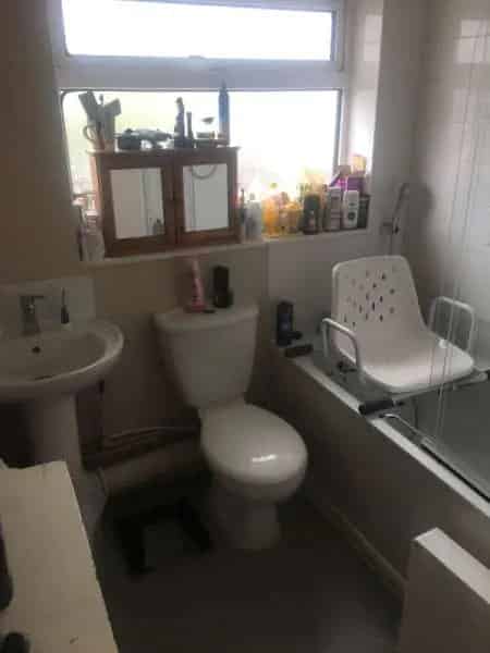 3 Bed House Large Garden Good Transport Links