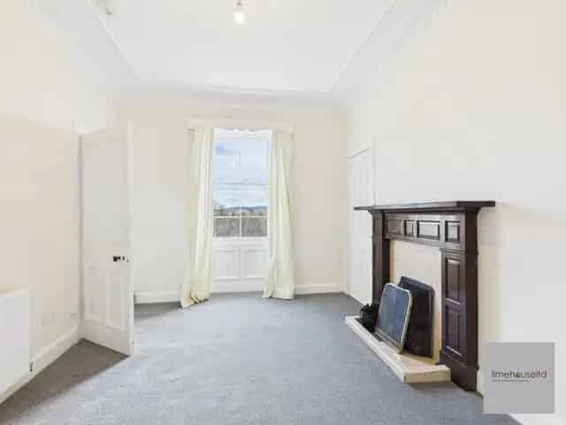 2 Bedroom Terraced House for Sale in Biggar