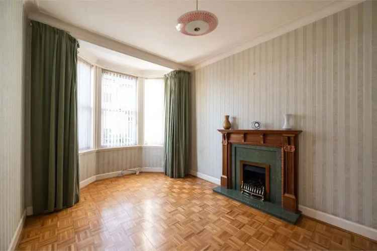 2 Bed Flat - Lower with 2 Reception Rooms