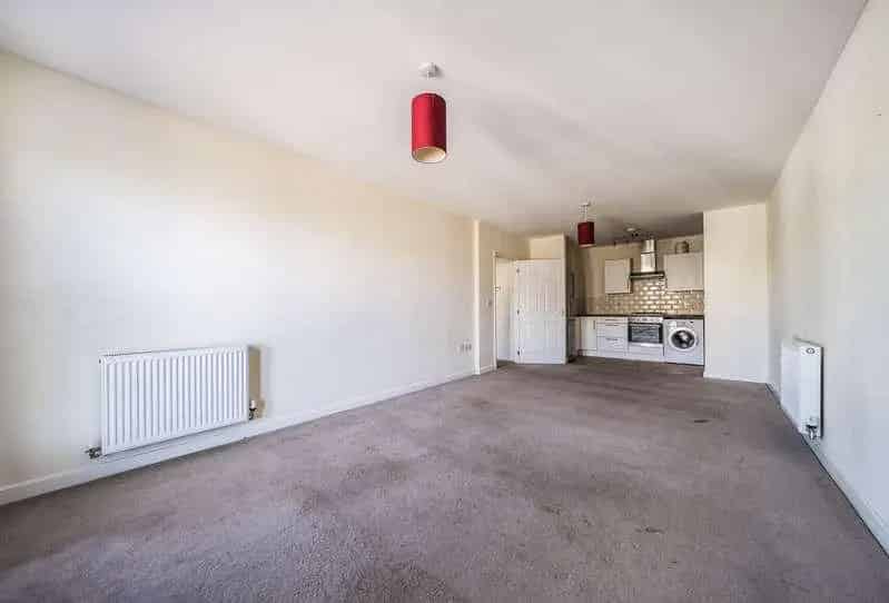 1 Bed Flat for Sale in BS7 - Gloucester Road