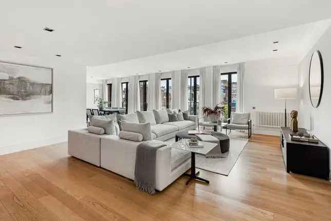 Flat for sale in Davies Street, Greater London, London W1K, United Kingdom