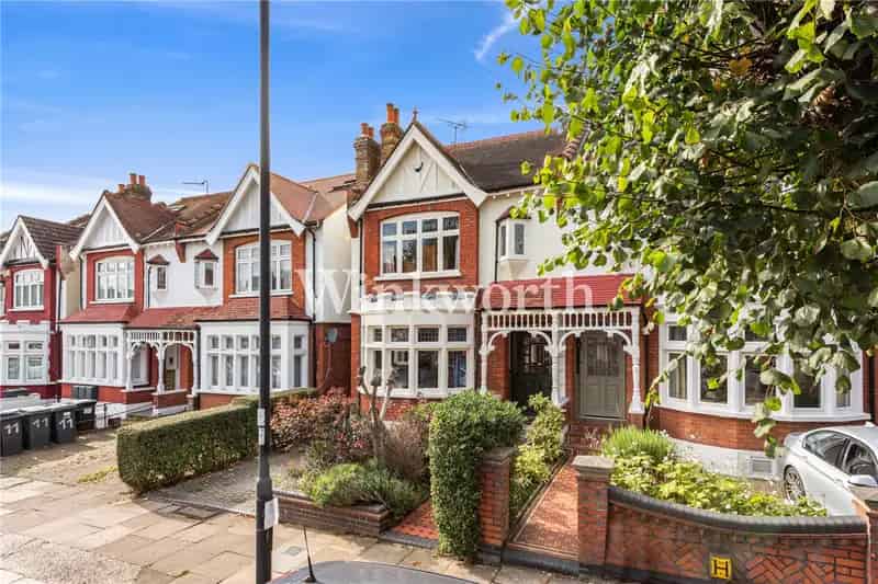 5 Bedroom Edwardian House Palmers Green London