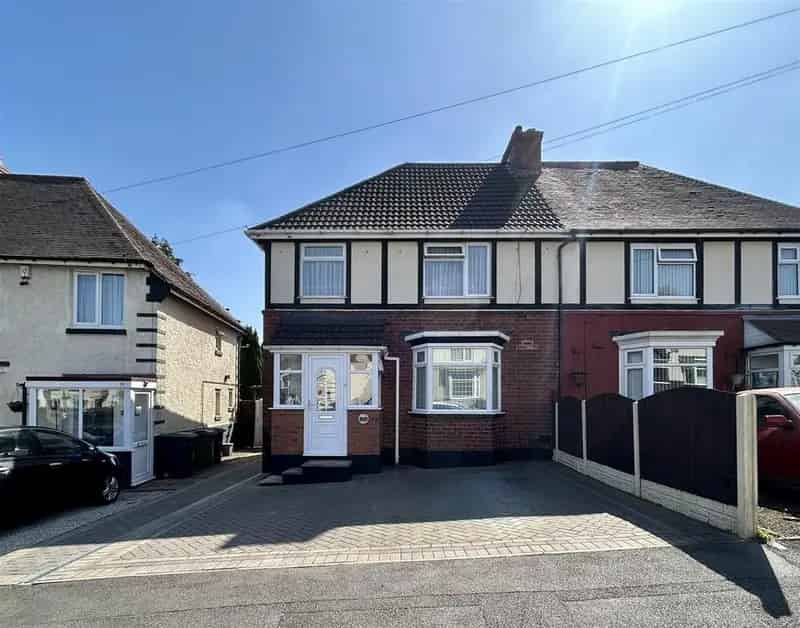 3 Bedroom Semi Detached House For Sale