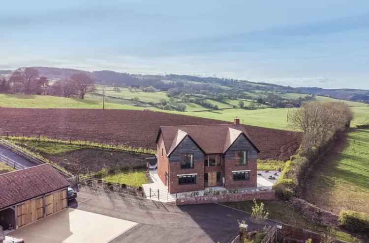 4 Bedroom Detached House with Breathtaking Views