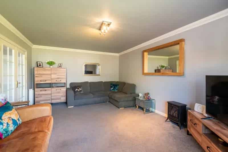 Executive Villa For Sale in Broughty Ferry