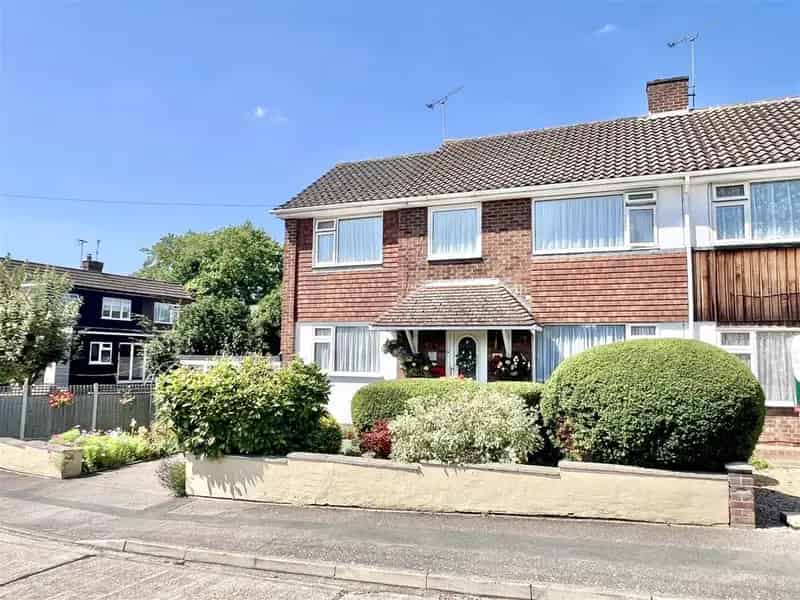 4 Bedroom House for Sale in Broomfield