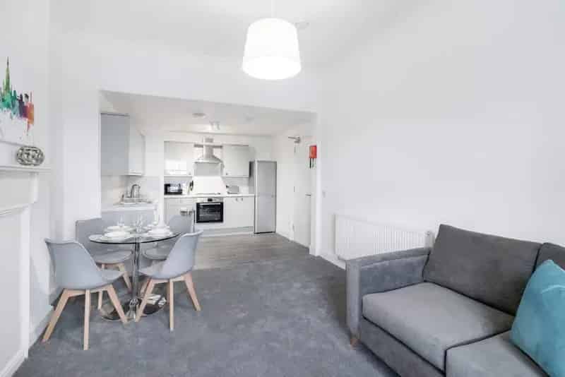 3 Bedroom HMO Flat to Rent Edinburgh