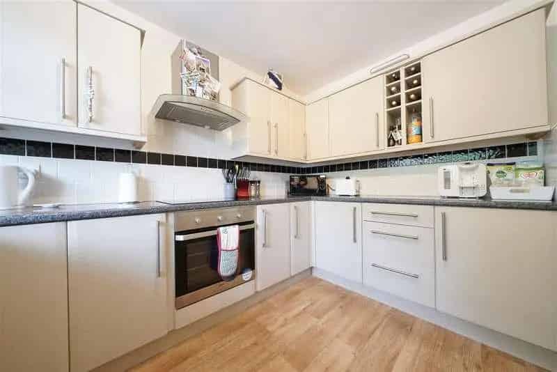 2 Bed House for Sale Near Overcombe Beach