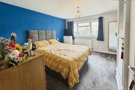 2 Bed Semi-Detached House Southampton