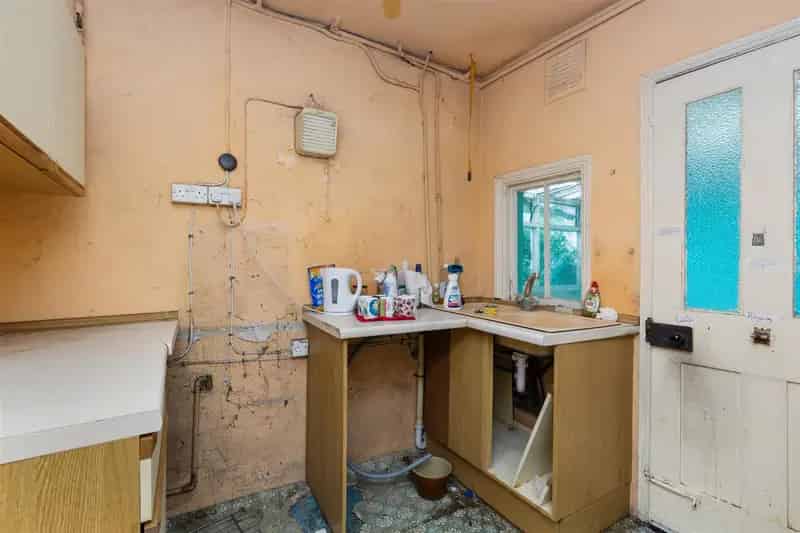 5 Bedroom House for Rent Sea Views Huge Potential