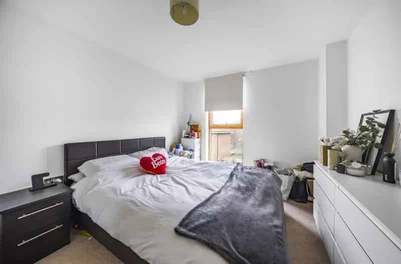 2 Bedroom Apartment House to Rent