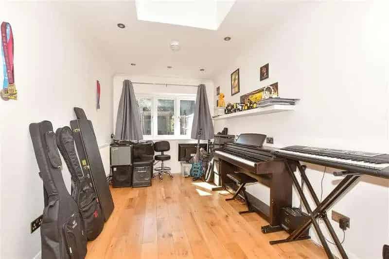 4 Bed House for Sale in Wingham