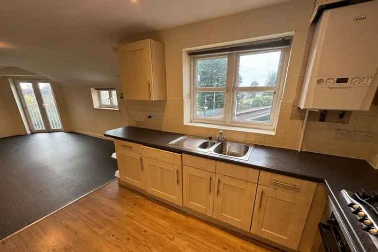 2 Bed Flat Near Leasowe Station - Gas CH, Double Glazing, Allocated Parking
