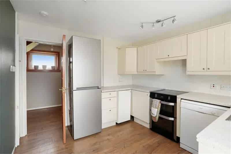 3 Bed House - Semi Detached with 1 Reception Room