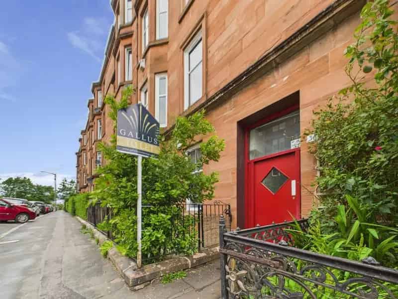 2 Bedroom Ground Floor Flat to Rent