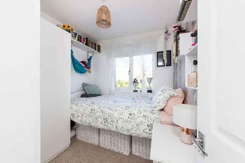 3 Bed Semi-Detached House for Sale