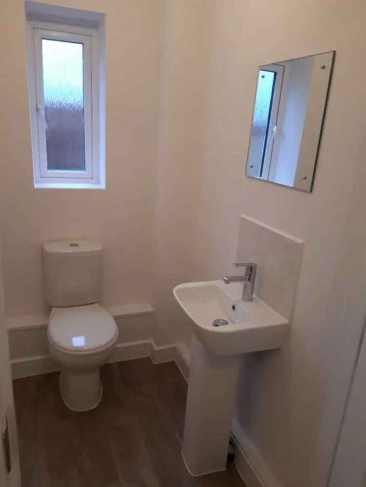 2 Bedroom House to Rent Long Term