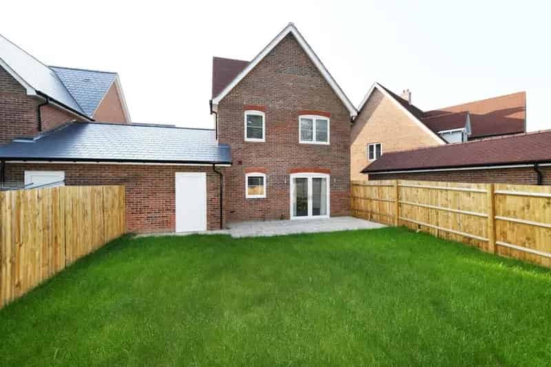 New Homes in Bicknacre Essex High Spec Finish Family Homes