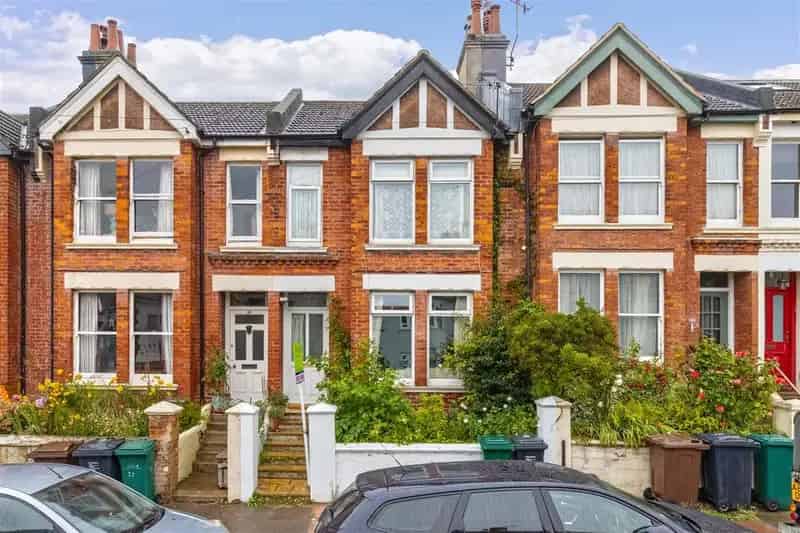 2 Bedroom House for Sale