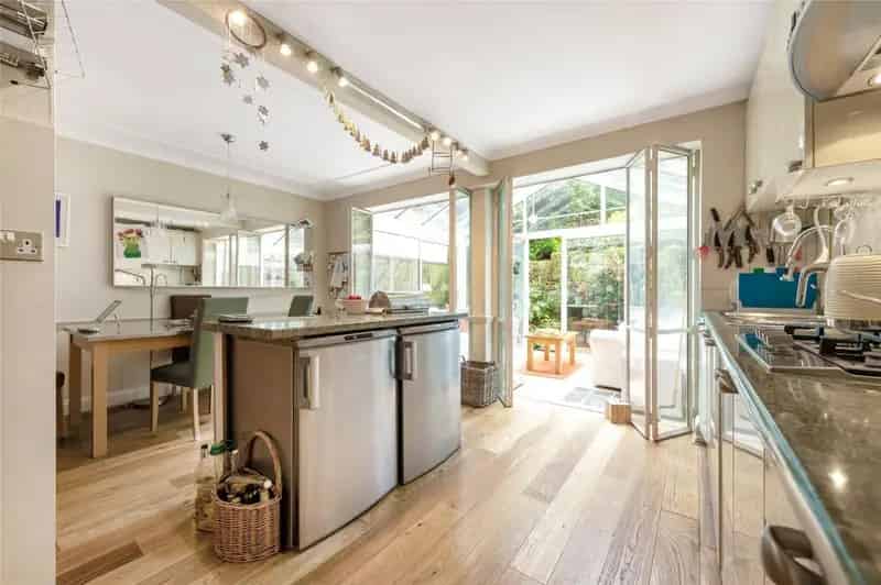 4 Bedroom Terraced House for Sale Near Stokes Croft Bristol