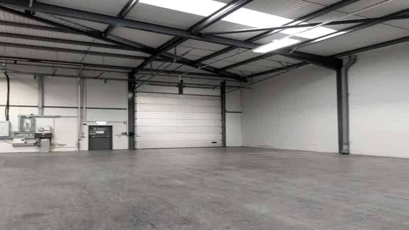 Warehouse Unit for Lease Slough Trading Estate 7563 sq ft