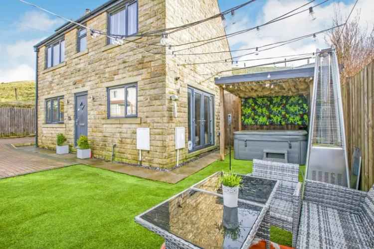 5 Bedroom Detached House in Claremount with Stunning Views