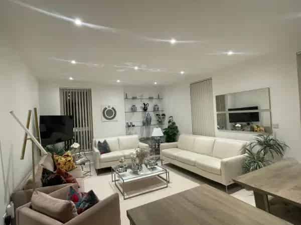 Flat For Rent , London, England
