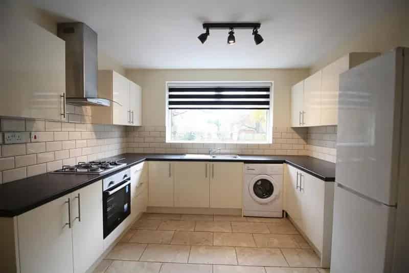 1 Bedroom Ground Floor Maisonette to Rent