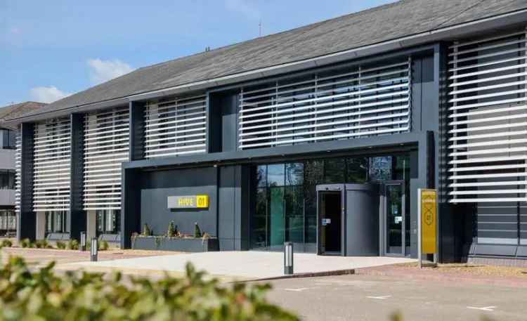 High-Quality Fitted Office Suite in Theale - Flexible Sub-Lease