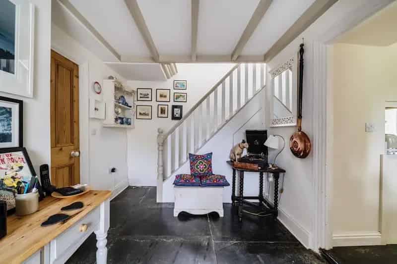 3 Bedroom Cottage for Sale in Delabole, Cornwall