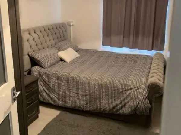 Flat For Rent in London, England