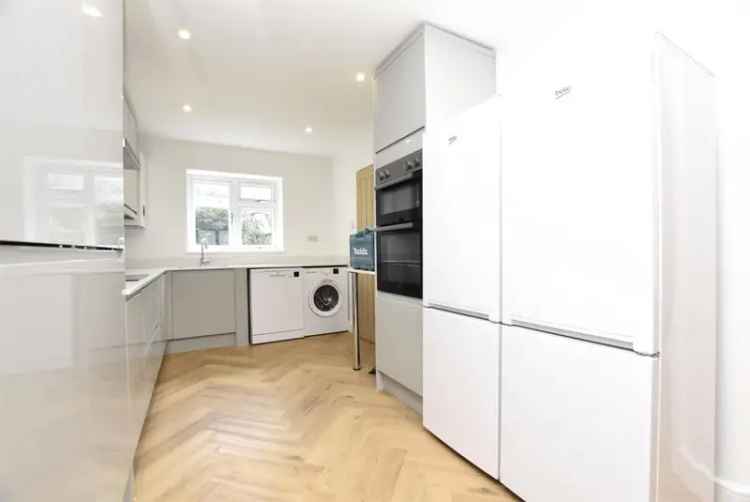 7 Bedroom Detached Student House No Deposit