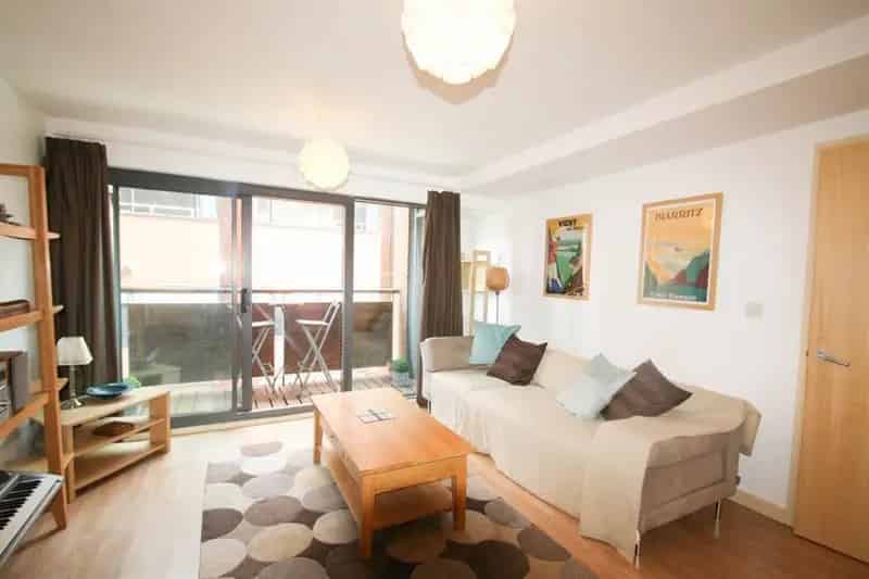 2 Bedroom City Centre Apartment For Sale Liverpool