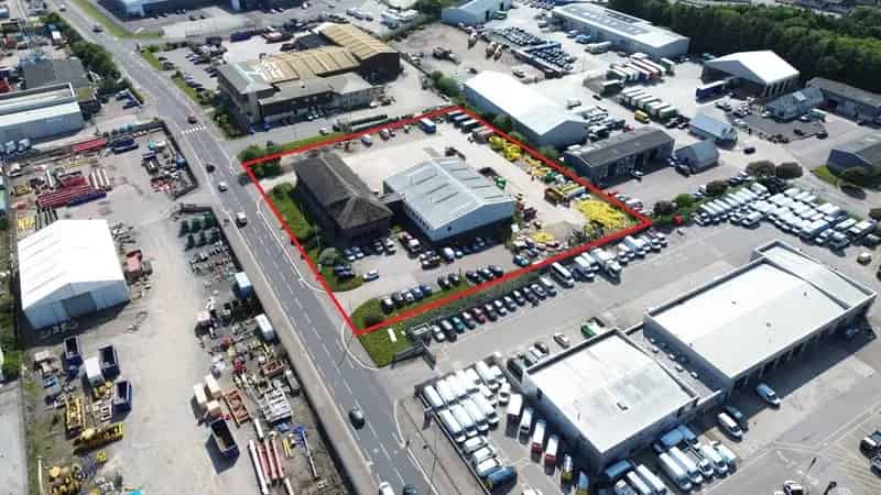 Warehouse and Office Facility with Secure Yard and Ample Parking