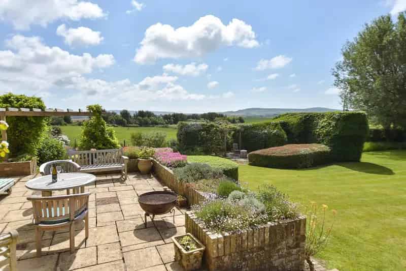 4 Bedroom Detached Character Home Shorwell Isle of Wight