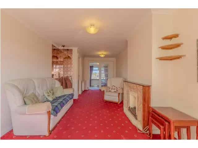 3 Bedroom Semi Detached House for Sale Bishopbriggs
