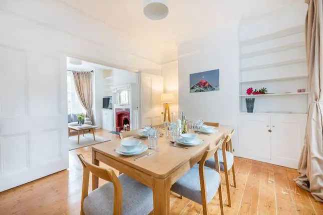 Semi-detached house to rent in Belleville Road, Between The Commons, London SW11