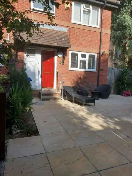 House For Rent in London, England