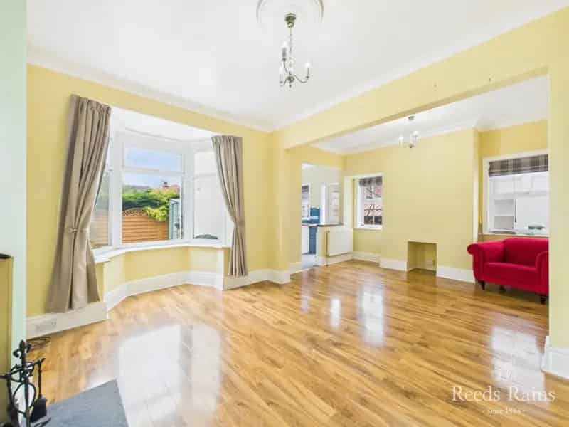 4 Bedroom Semi Detached House for Sale Bridlington
