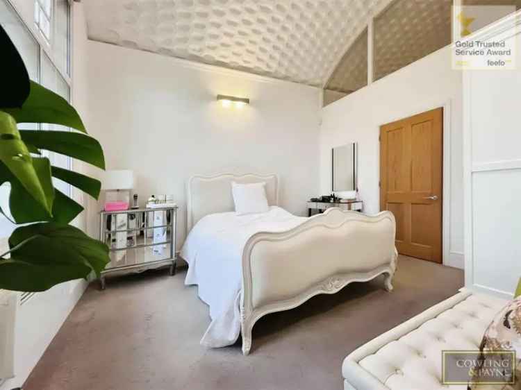 3 Bedroom Apartment For Sale