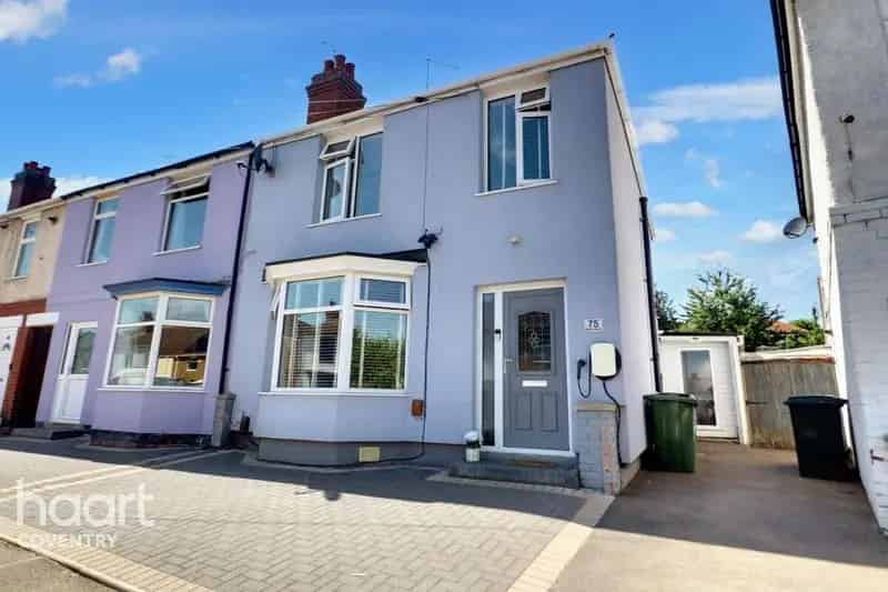 3 Bedroom End of Terrace House for Sale