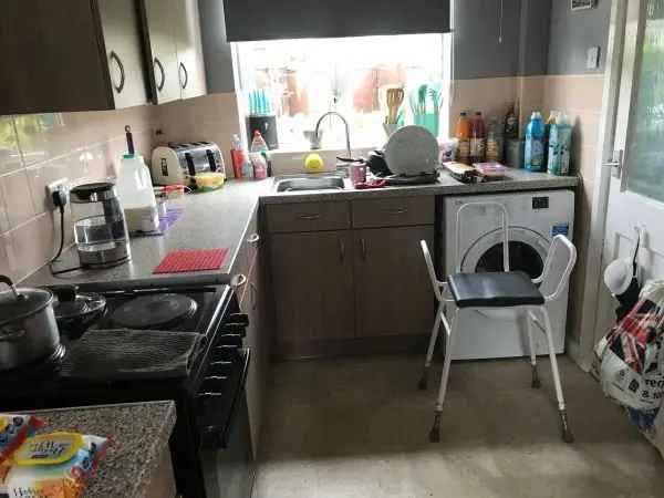 New Kitchen & Bath, Close to Town, Schools & Shops