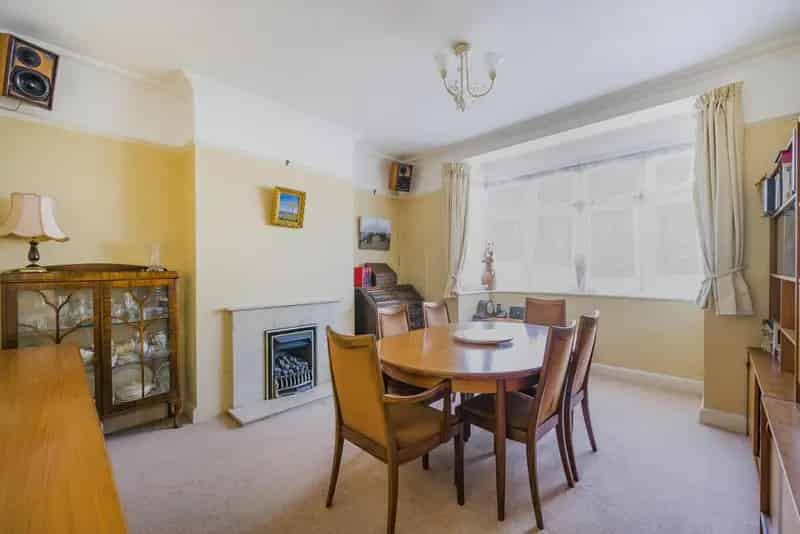 Three Bedroom Mid-Terraced House in Wimbledon's Old Merton Park
