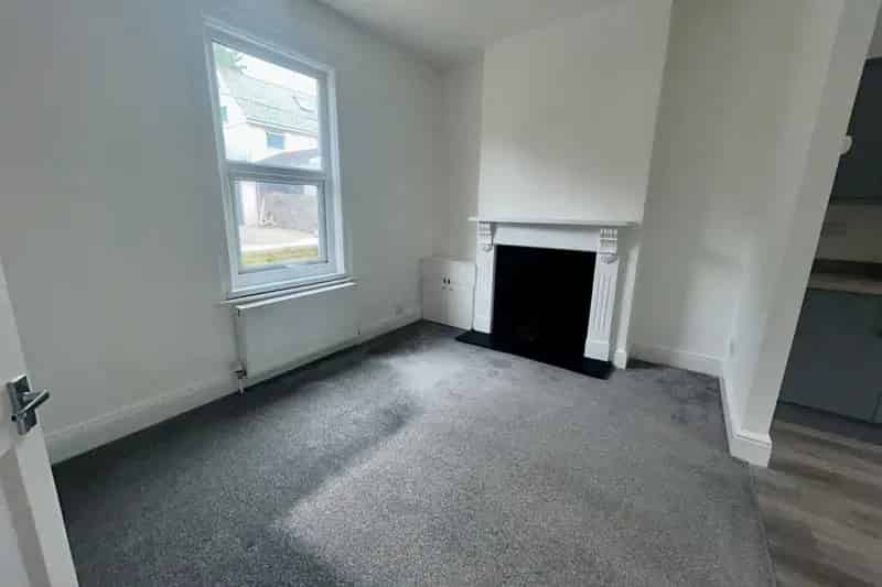 Modernized 3-Bedroom Cottage with Garden and Loft