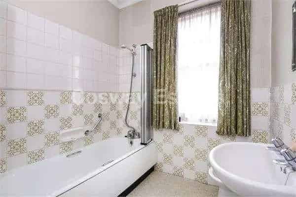 6 Bed Detached House for Sale Mill Hill